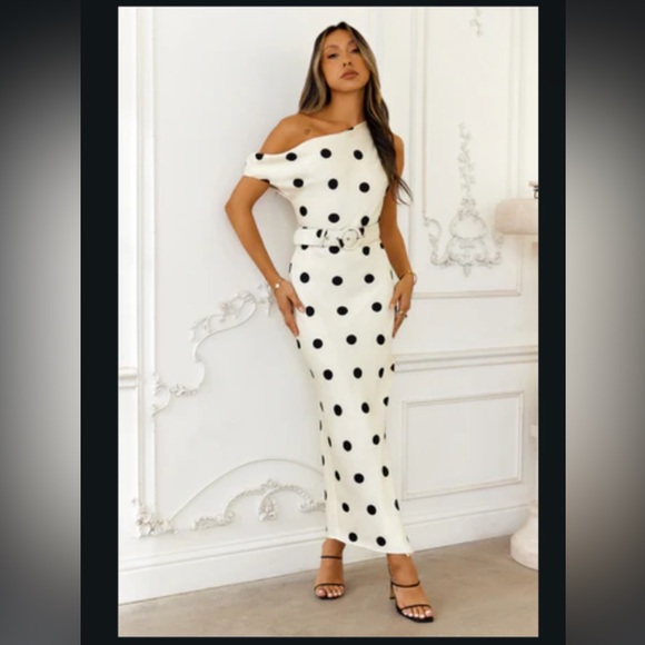 Hello Molly Elegant Off-Shoulder Polka Dot Dress - Picture 1 of 1